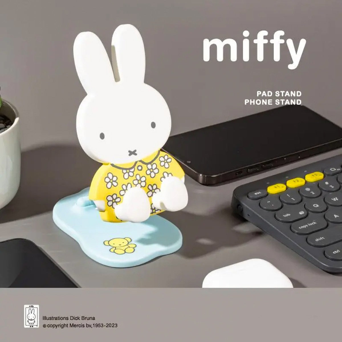 Miffy Folding Stand